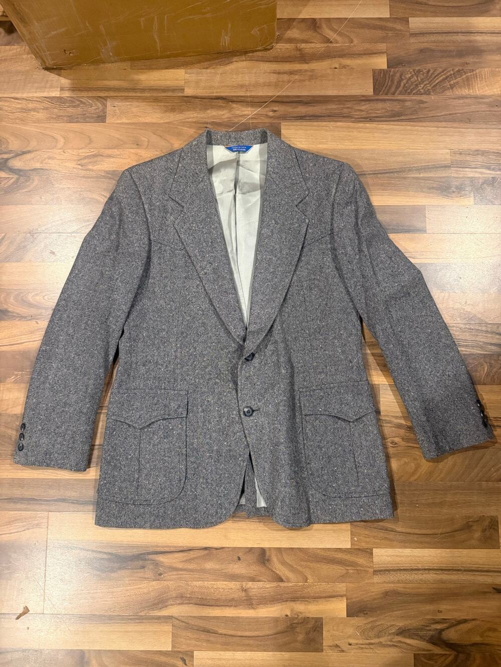 Pendleton Sports Coat Size 42
